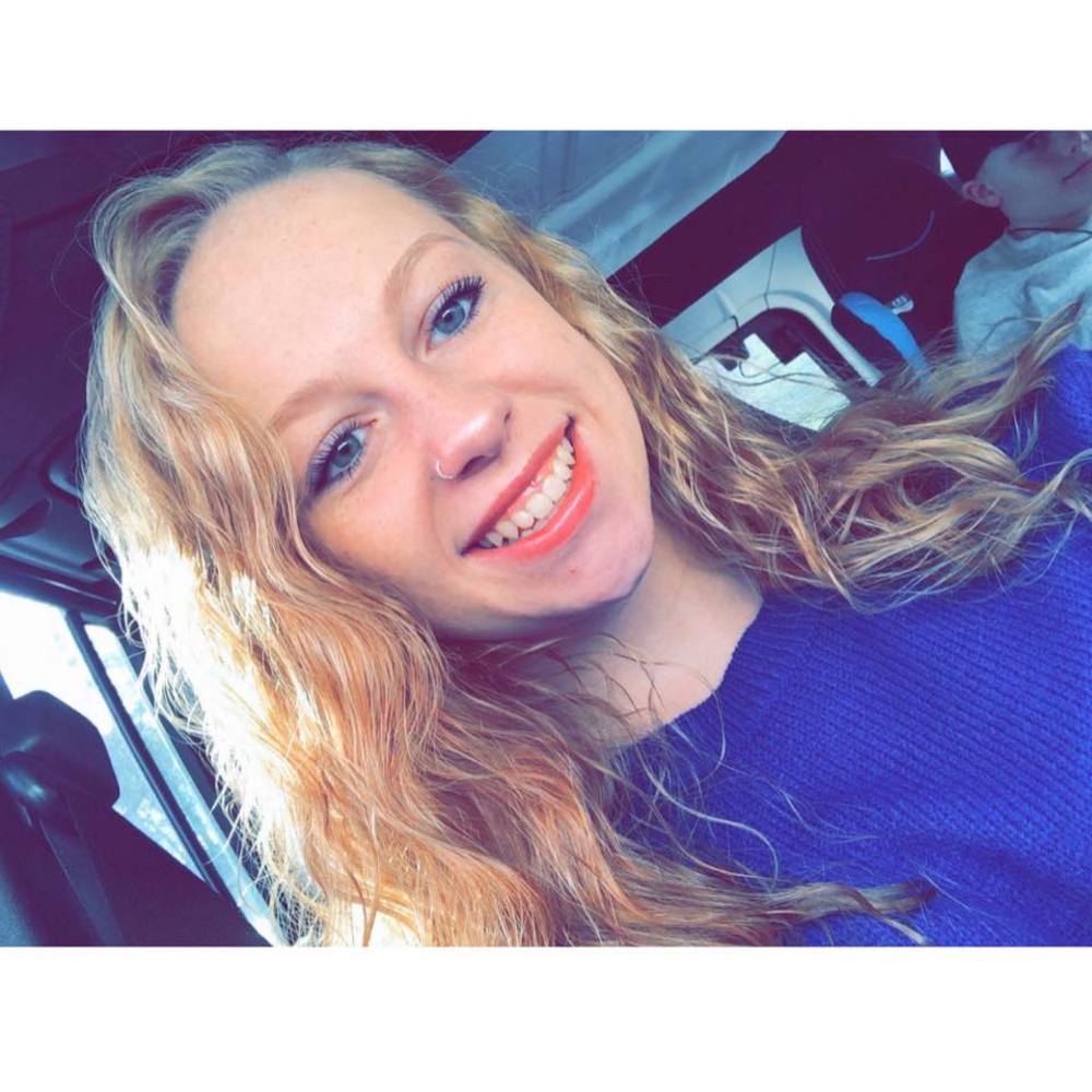 Meet your Posher, Alexis